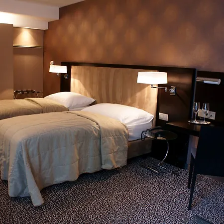 阿旺斯酒店 酒店