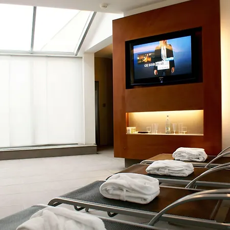 阿旺斯酒店 4* 布拉迪斯拉发