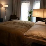 아반체 4*
