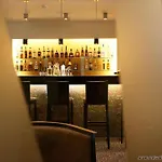Avance Отель 4*