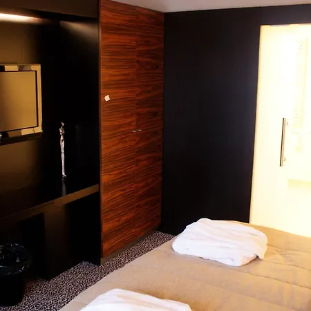 أفانسي 4* براتسيلافا