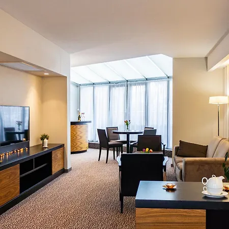 أفانسي فندق براتسيلافا