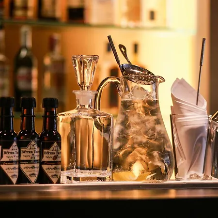 أفانسي 4* براتسيلافا