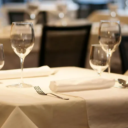 فندق أفانسي 4*