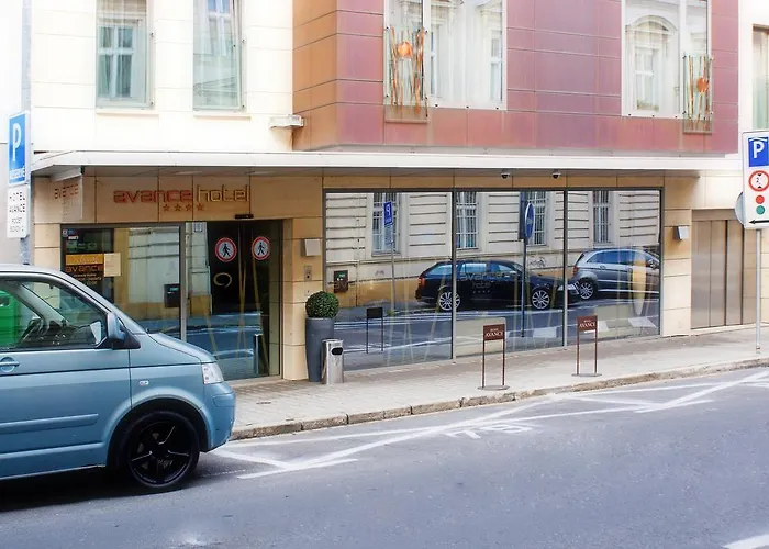 Avance Hotel 4*